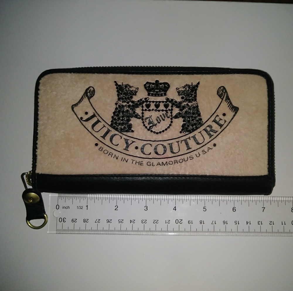 Juicy couture full zip wallet